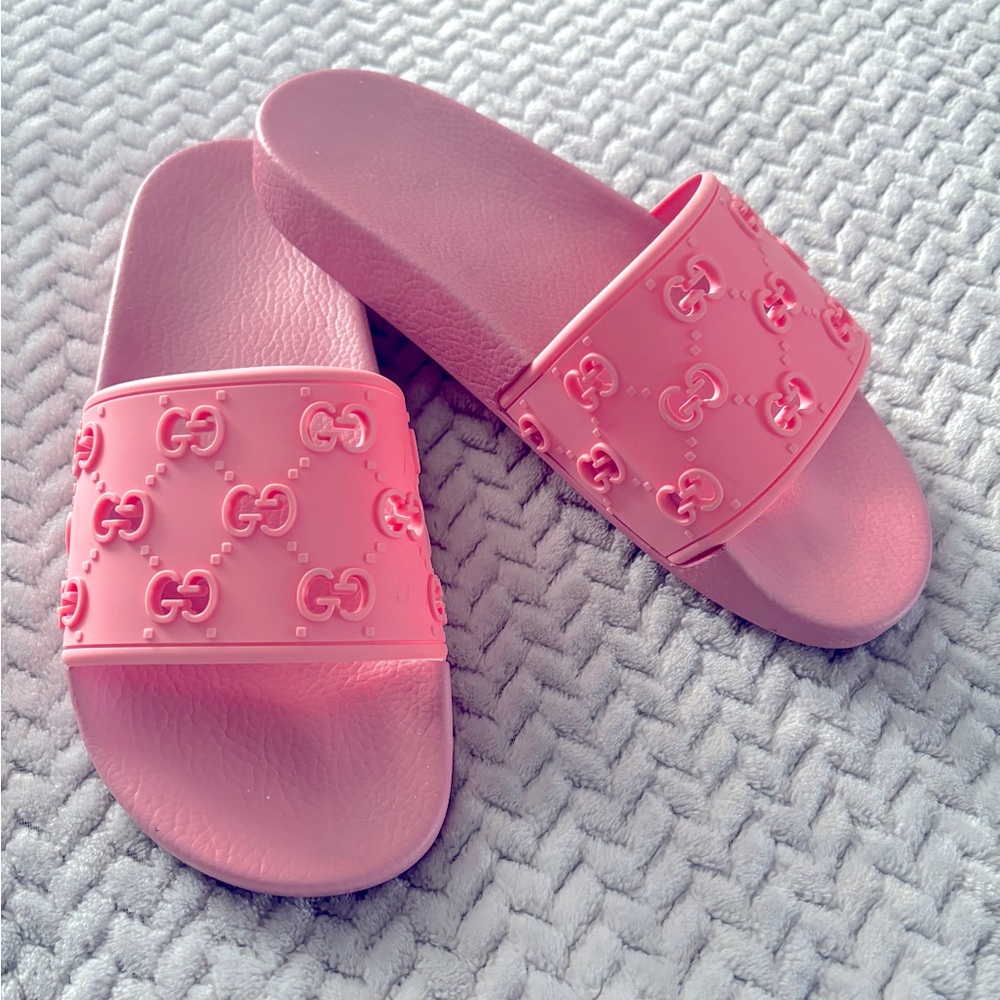 Gucci slides